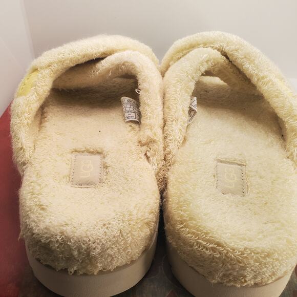 UGG Fuzz Sugar Terry Cross Slide Slipper Womens Platform Shoes Banana Pudding 9 - Picture 8 of 12